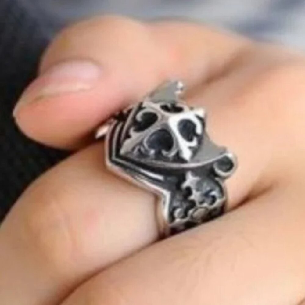 WOMEN'S ARCHANGEL MICHAEL SHIELD ANTIQUE SILVER STEEL CROSS RING [[ SIZE 8 ]]